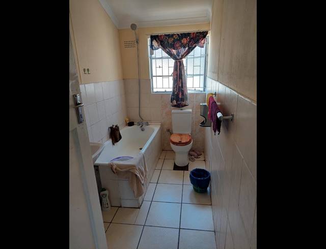 2 BEDROOM PROPERTY TO RENT IN RUYTERWACHT